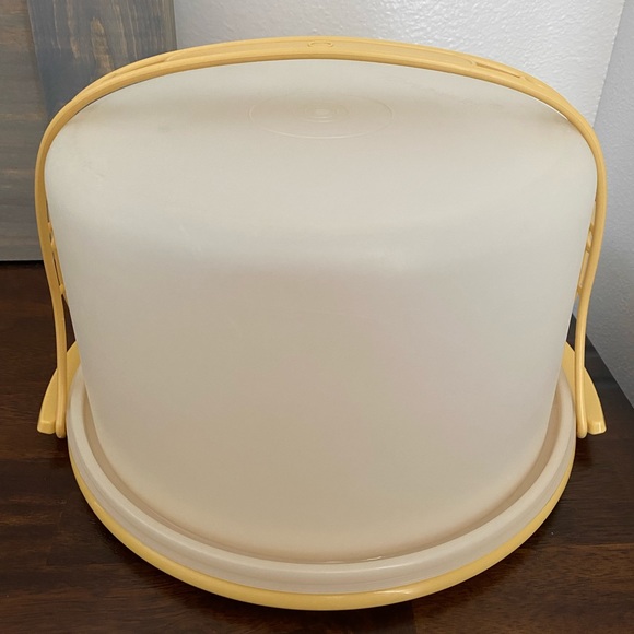 Vintage Tupperware 10” Cake Keeper Harvest Gold Round 684-8 Lid Handle - Picture 4 of 5